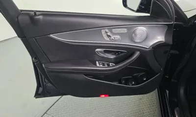 Mercedes-Benz E-Class 2019, 52797 км, за 17854.8 USD - фото 24
