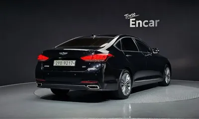 Hyundai Genesis 2016, 72670 км, за 7880.79 USD