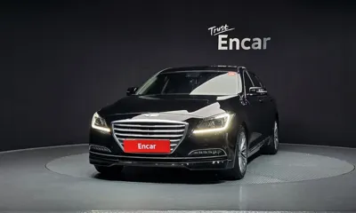 Hyundai Genesis 2016, 72670 км, за 7880.79 USD