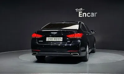 Hyundai Genesis 2016, 72670 км, за 7880.79 USD