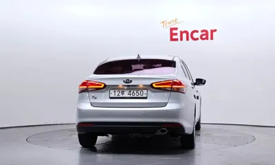 Kia K3 2017, 197317 км, за 3282.13 USD