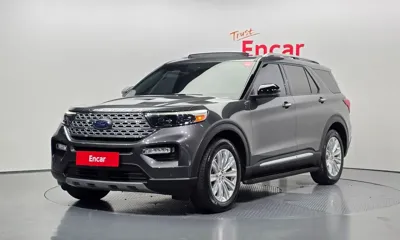 Ford Explorer · 2020 год