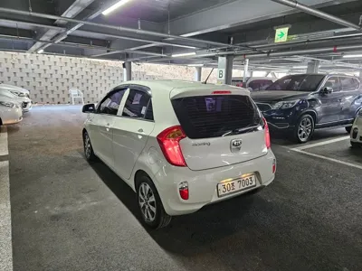 Kia Morning 2014, 126000 км, за 2379.69 USD