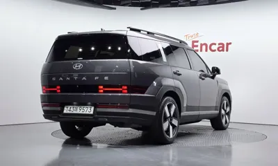 Hyundai Santafe 2025, 12689 км, за 24656.28 USD