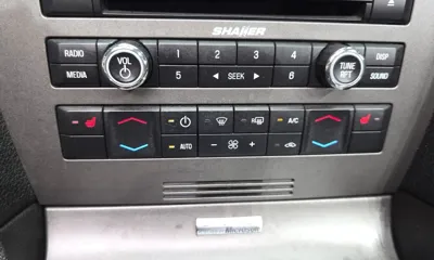 Ford Mustang 2011, 118000 км, за 9518.18 USD - фото 30