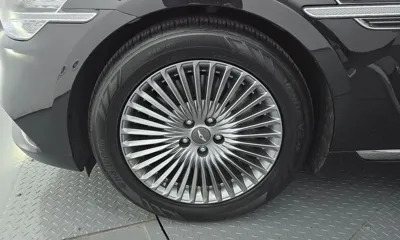 Genesis G90 2019, 117957 км, за 18917.49 USD
