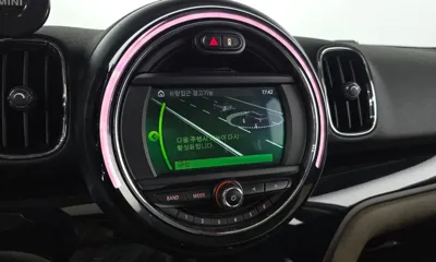 MINI Countryman 2018, 79747 км, за 10906.94 USD - фото 32