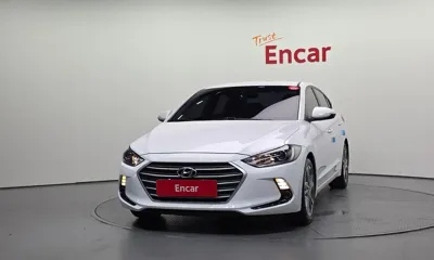 Hyundai Avante 2018, 100910 км, за 6710.1 USD