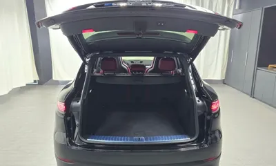 Porsche Cayenne 2022, 49106 км, за 61901.01 USD - фото 20