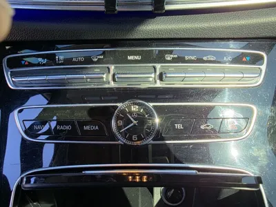 Mercedes-Benz E-Class 2018, 128821 км, за 12414.6 USD - фото 16