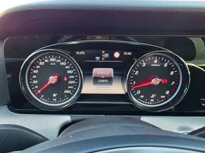 Mercedes-Benz E-Class 2018, 128821 км, за 12414.6 USD - фото 18