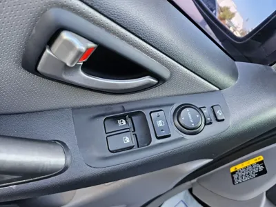 Hyundai Starex 2021, 41500 км, за 8782.21 USD - фото 13