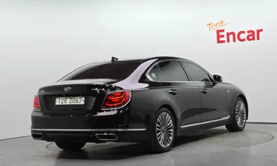 Kia K9 2019, 177349 км, за 11826.89 USD