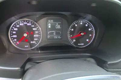 Roewe RX5 2019, 59200 км, за 7602 USD - фото 15