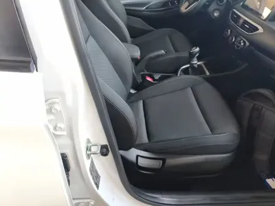 Hyundai Elantra 2017, 83900 км, за 3354.7 USD - фото 25