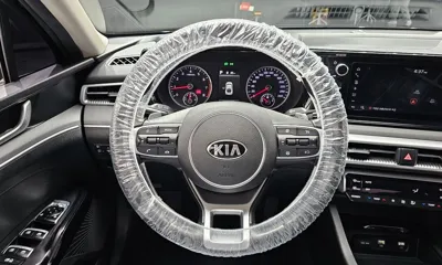 Kia K5 2020, 84863 км, за 10774.73 USD - фото 13