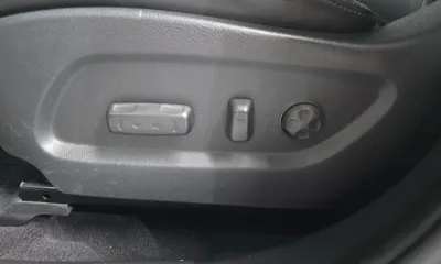 Hyundai Maxcruz 2014, 114989 км, за 7811.47 USD - фото 31