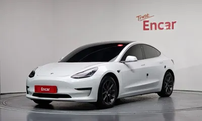 Tesla Model 3 · 2020 год