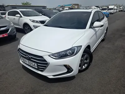 Hyundai Avante · 2017 год