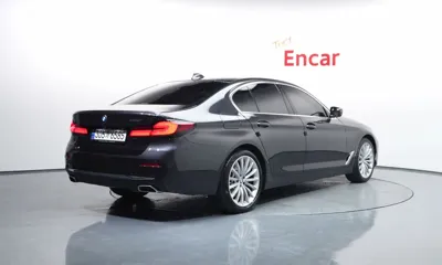 BMW 5-Series 2023, 36204 км, за 25996.22 USD