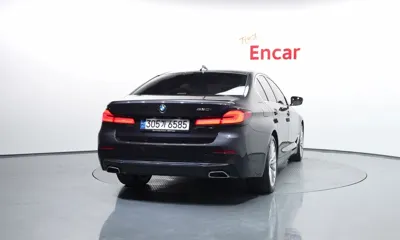 BMW 5-Series 2023, 36204 км, за 25996.22 USD