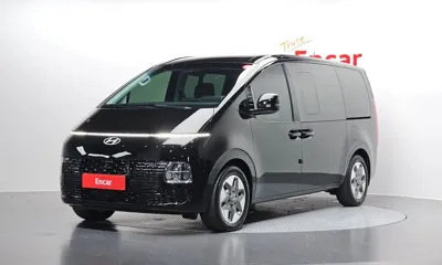 Hyundai Staria · 2025 год