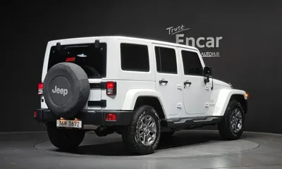 Jeep Wrangler 2016, 66808 км, за 16771.76 USD