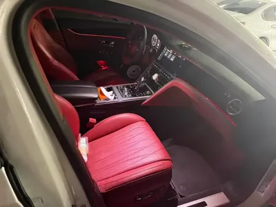 Bentley Flying Spur 2021, 70000 км, за 243962.31 USD - фото 6