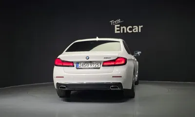 BMW 5-Series 2021, 58126 км, за 22004.72 USD