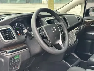 Honda Odyssey 2021, 53000 км, за 20570.53 USD - фото 8