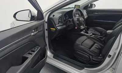 Hyundai Avante 2016, 109262 км, за 5288.21 USD - фото 11