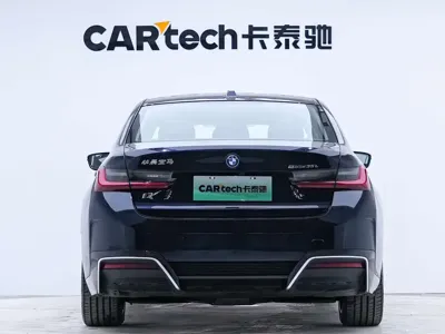 BMW i3 2023, 50100 км, за 19743.9 USD