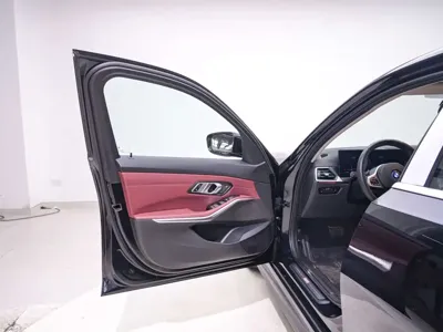 BMW i3 2023, 50100 км, за 19743.9 USD - фото 13