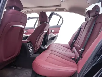 BMW i3 2023, 50100 км, за 19743.9 USD - фото 24
