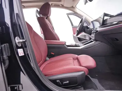 BMW i3 2023, 50100 км, за 19743.9 USD - фото 26