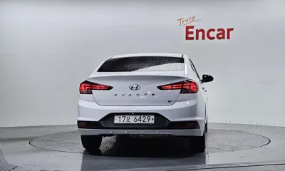 Hyundai Avante 2019, 75842 км, за 6541.13 USD