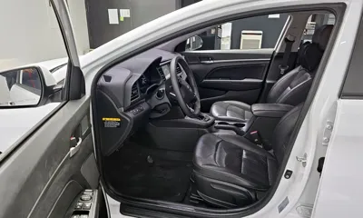 Hyundai Avante 2019, 75842 км, за 6541.13 USD - фото 10