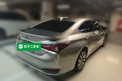 Lexus ES 2018, 111800 км, за 25613 USD - фото 6