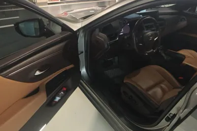 Lexus ES 2018, 111800 км, за 25613 USD - фото 19