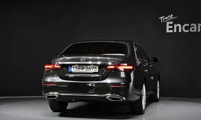Mercedes-Benz E-Class 2021, 56699 км, за 24632.15 USD