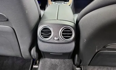 Mercedes-Benz E-Class 2021, 56699 км, за 24632.15 USD - фото 20