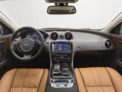 Jaguar XJ 2014, 92400 км, за 10270.55 USD