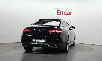 Mercedes-Benz E-Class 2017, 113093 км, за 16765.25 USD