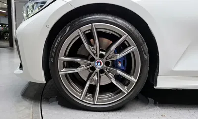 BMW 3-Series 2022, 30403 км, за 42189.41 USD