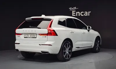 Volvo XC60 2018, 98607 км, за 17915.32 USD