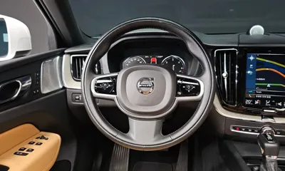 Volvo XC60 2018, 98607 км, за 17915.32 USD - фото 12