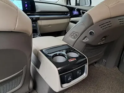 Kia Canival 2022, 81272 км, за 23106.21 USD - фото 12