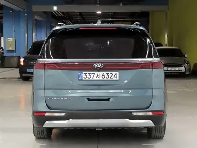 Kia Canival 2021, 99874 км, за 18211.91 USD