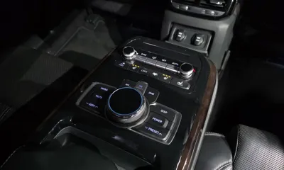 Genesis EQ900 2018, 180318 км, за 9470.19 USD - фото 16