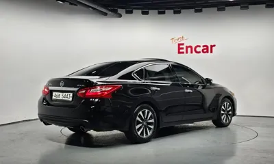 Nissan Altima 2017, 71496 км, за 6279.75 USD